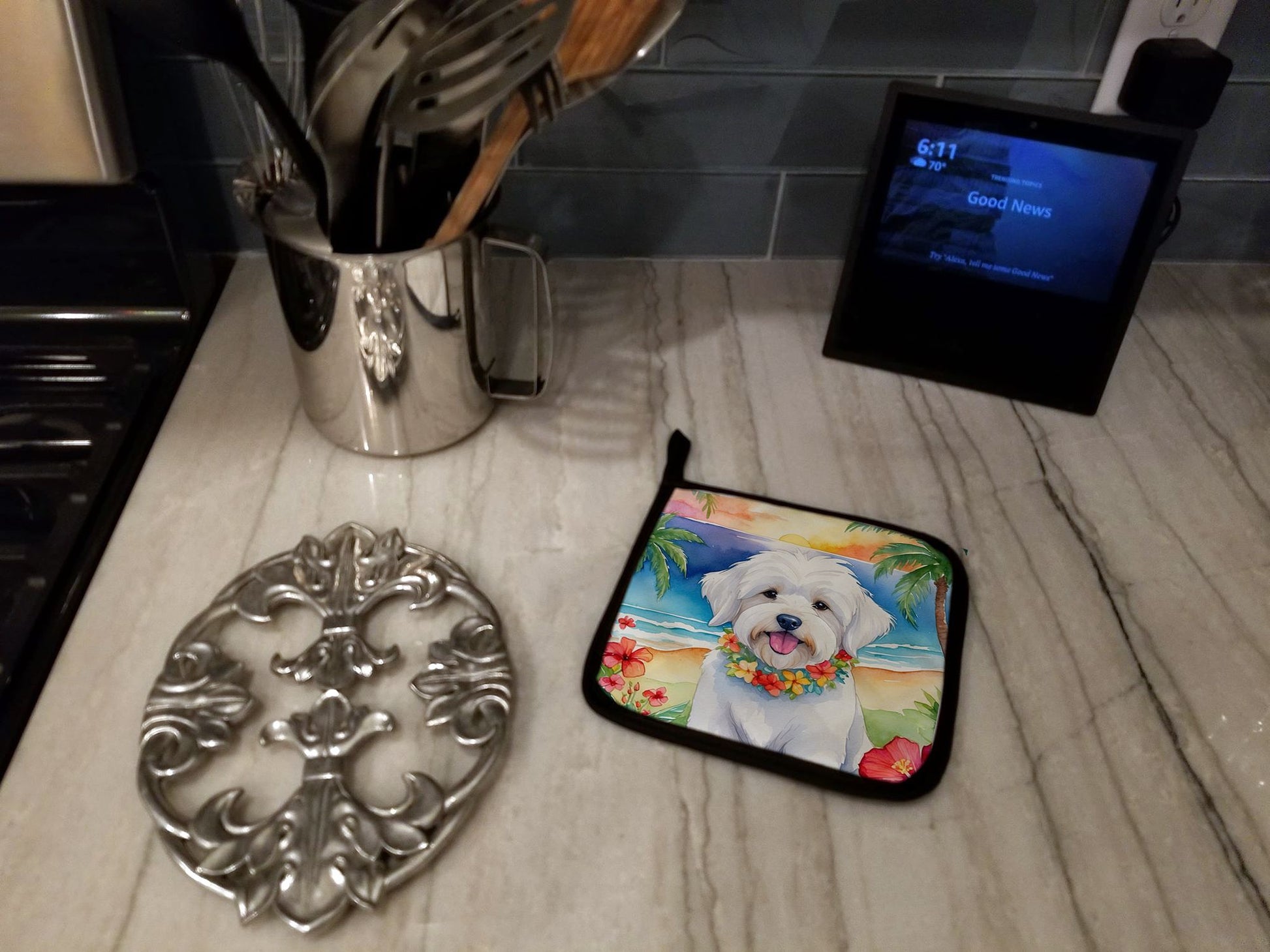 Coton de Tulear Luau Pair of Pot Holders Kitchen Heat Resistant Pot Holders Sets Oven Hot Pads for Cooking Baking BBQ, 7 1/2 x 7 1/2