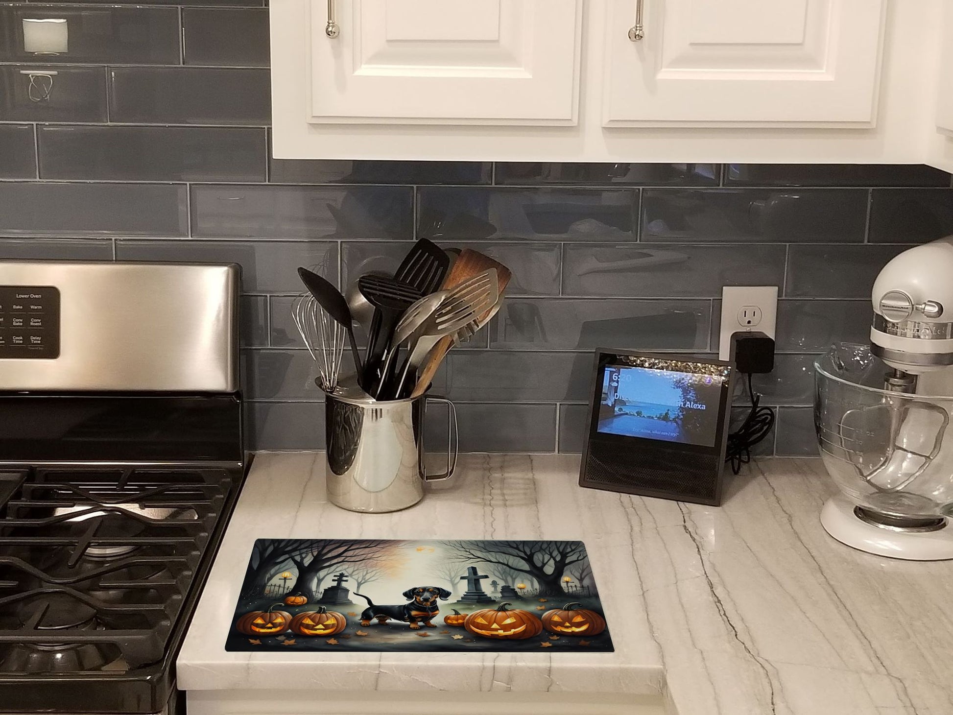 NEW Dachshund Spooky Halloween Glass Cutting Board Decorative Tempered Glass Kitchen Cutting and Serving Board Large Size Chopping Board