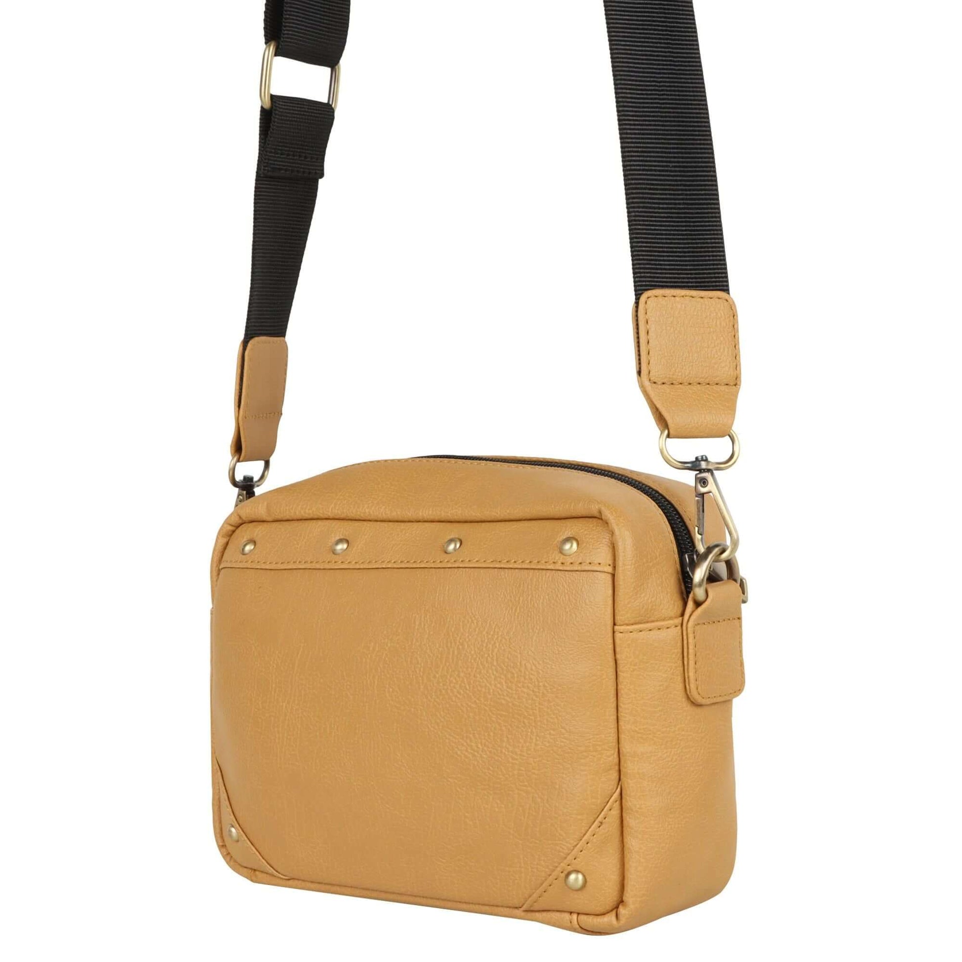 Tayla Diamond Print Camera Bag