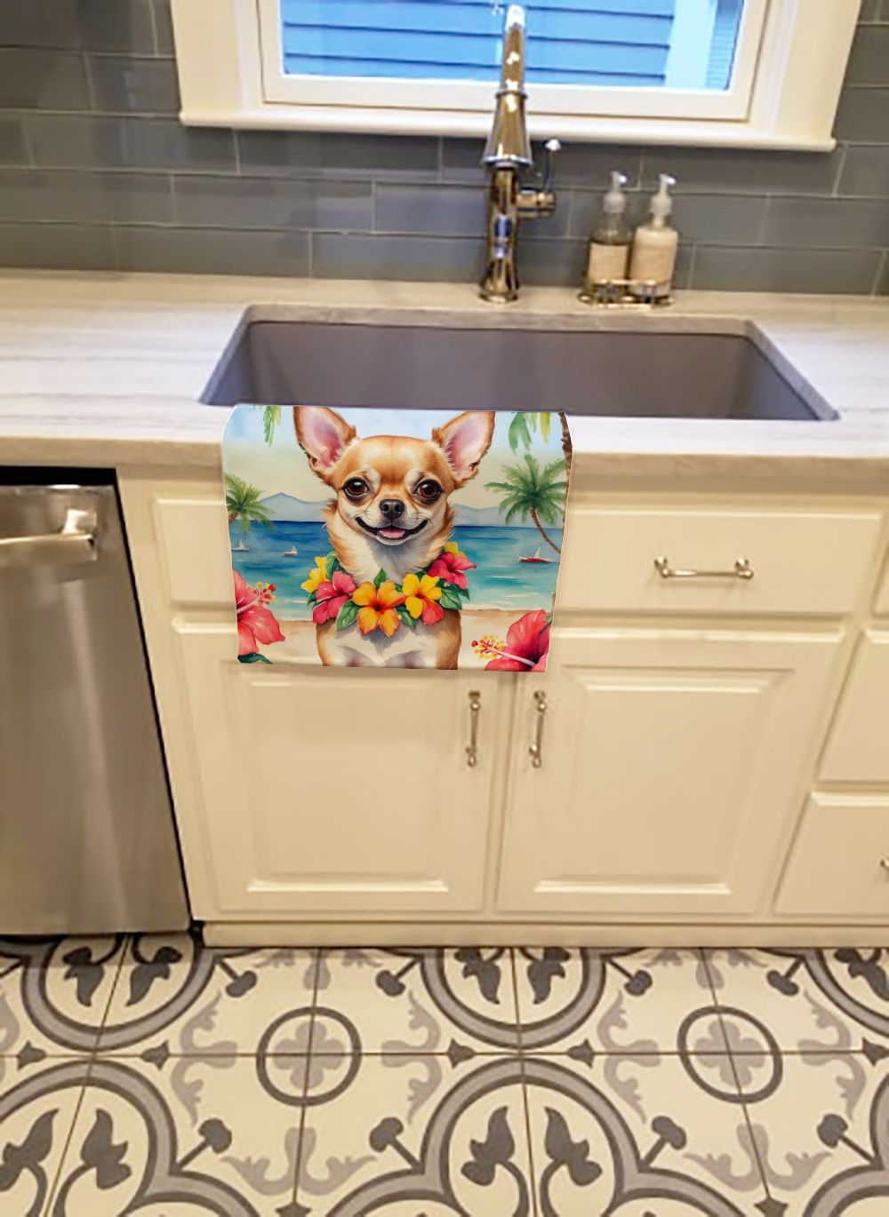 Chihuahua Luau Kitchen Towel Dish Cloths Guest Hand Towel Decorative Bathroom Towel for Face,Tea, Dishcloth, Kitchen and Bath