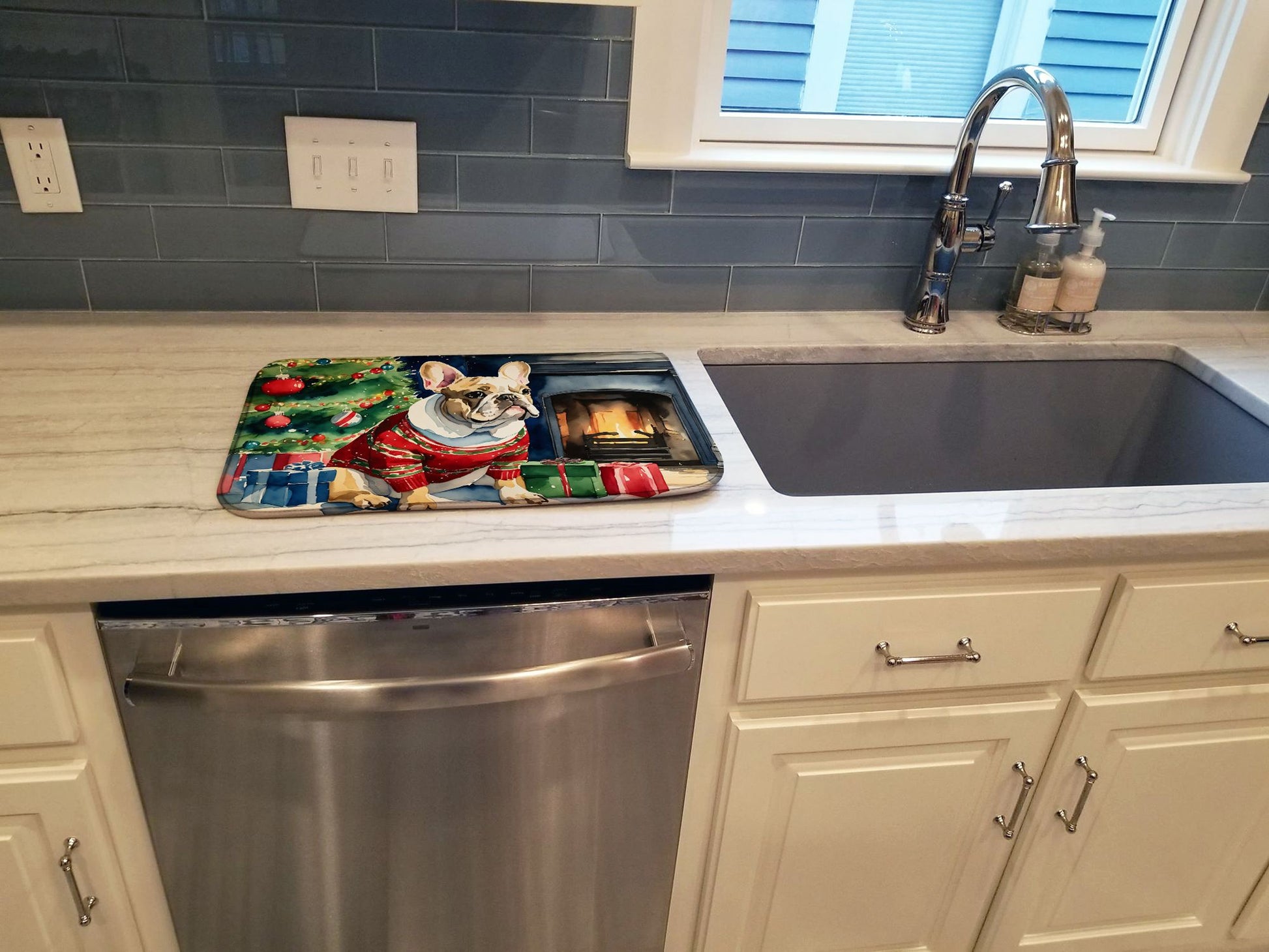 French Bulldog Cozy Christmas Dish Drying Mat Absorbent Dish Drying Mat Pad for Kitchen Counter Dish Drainer Mat for Countertop, 14 x 21", Multicolor