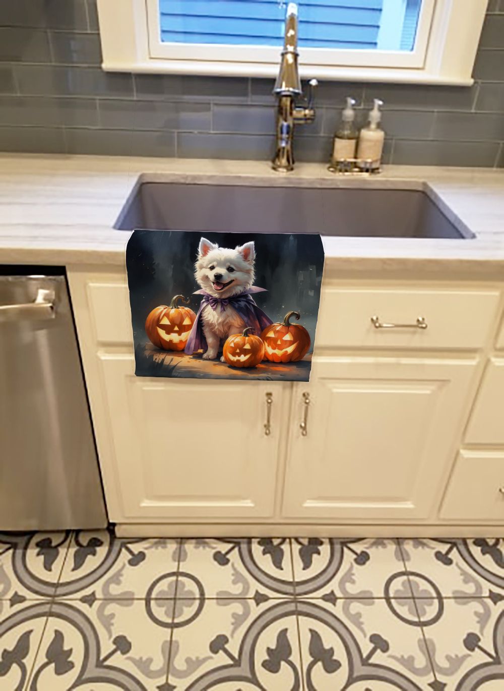 American Eskimo Puppy Halloween Kitchen Towel Dish Cloths Guest Hand Towel Decorative Bathroom Towel for Face,Tea, Dishcloth, Kitchen and Bath