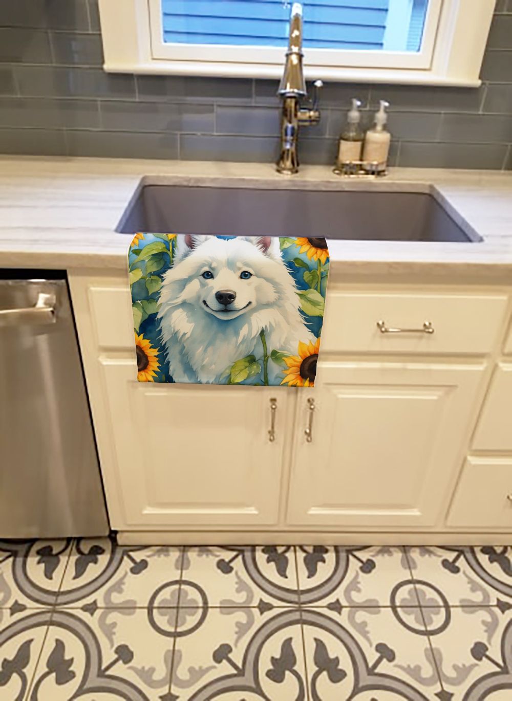 American Eskimo in Sunflowers Kitchen Towel Dish Cloths Guest Hand Towel Decorative Bathroom Towel for Face,Tea, Dishcloth, Kitchen and Bath