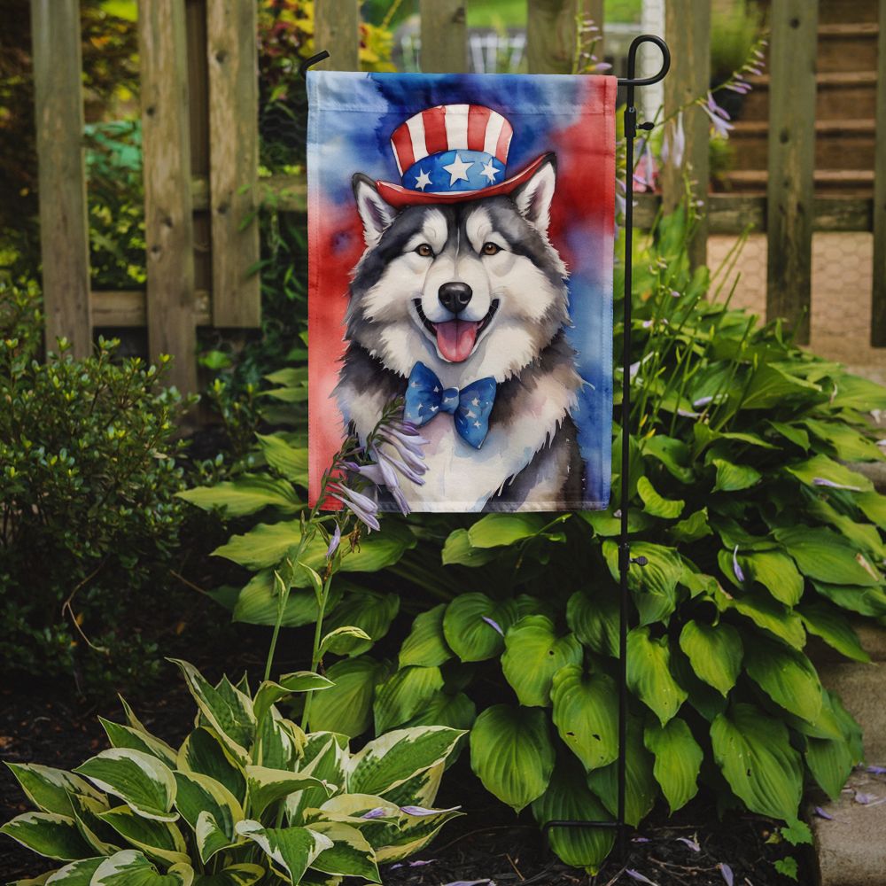 Alaskan Malamute Patriotic American Garden Flag Mailbox Flag Decorative Yard Flag Banner Outside Patio Artwork Yard Flower Beds, Garden Size, Multicolor