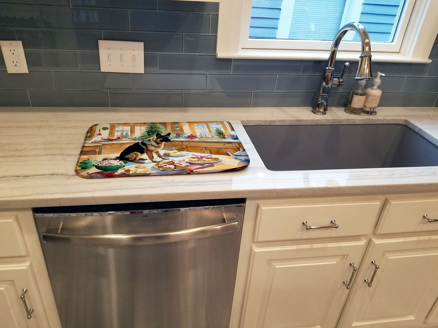 German Shepherd Christmas Cookies Dish Drying Mat Absorbent Dish Drying Mat Pad for Kitchen Counter Dish Drainer Mat for Countertop, 14 x 21", Multicolor