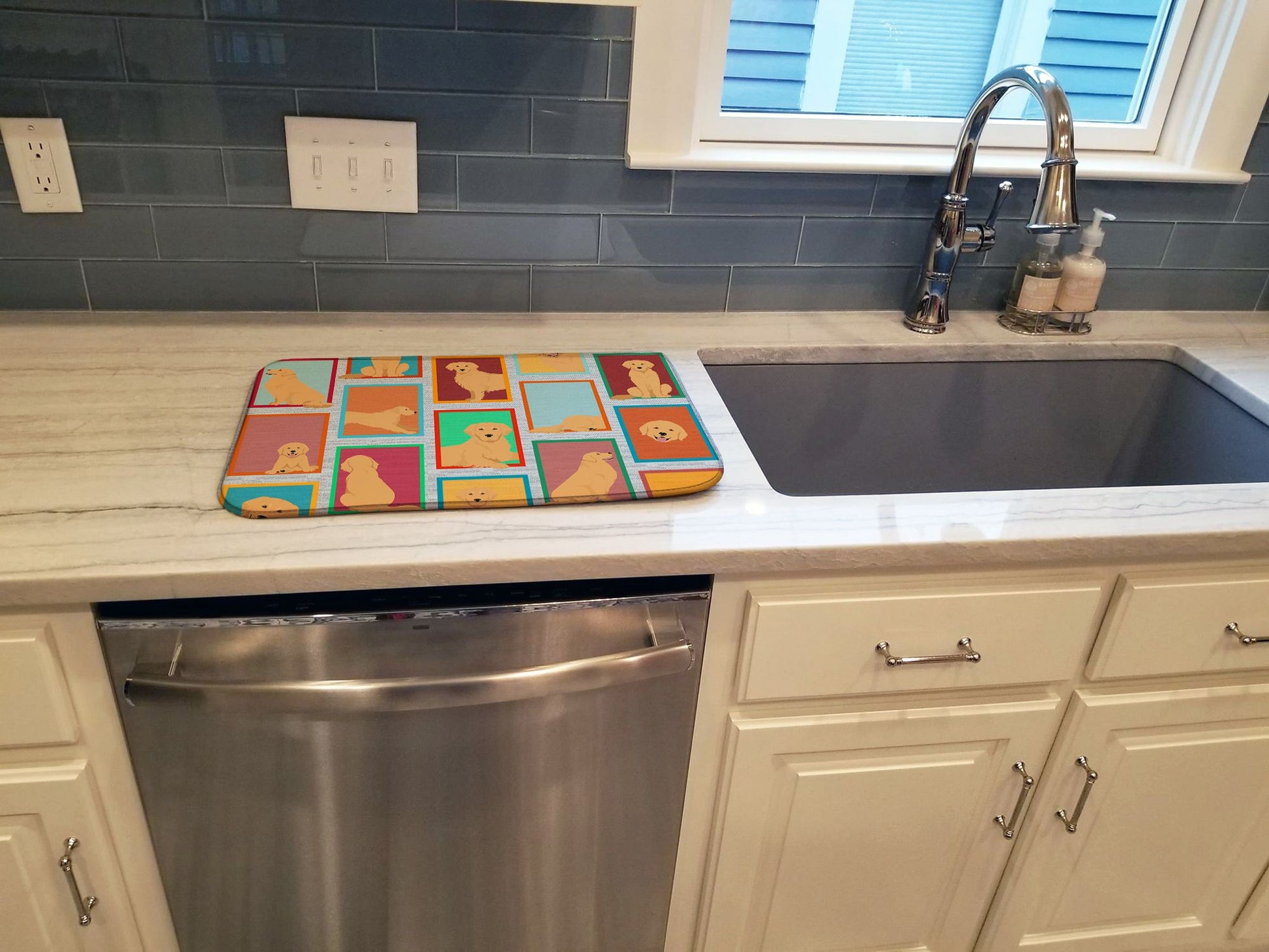 Lots of Golden Retriever Dish Drying Mat Absorbent Dish Drying Mat Pad for Kitchen Counter Dish Drainer Mat for Countertop, 14 x 21", Multicolor
