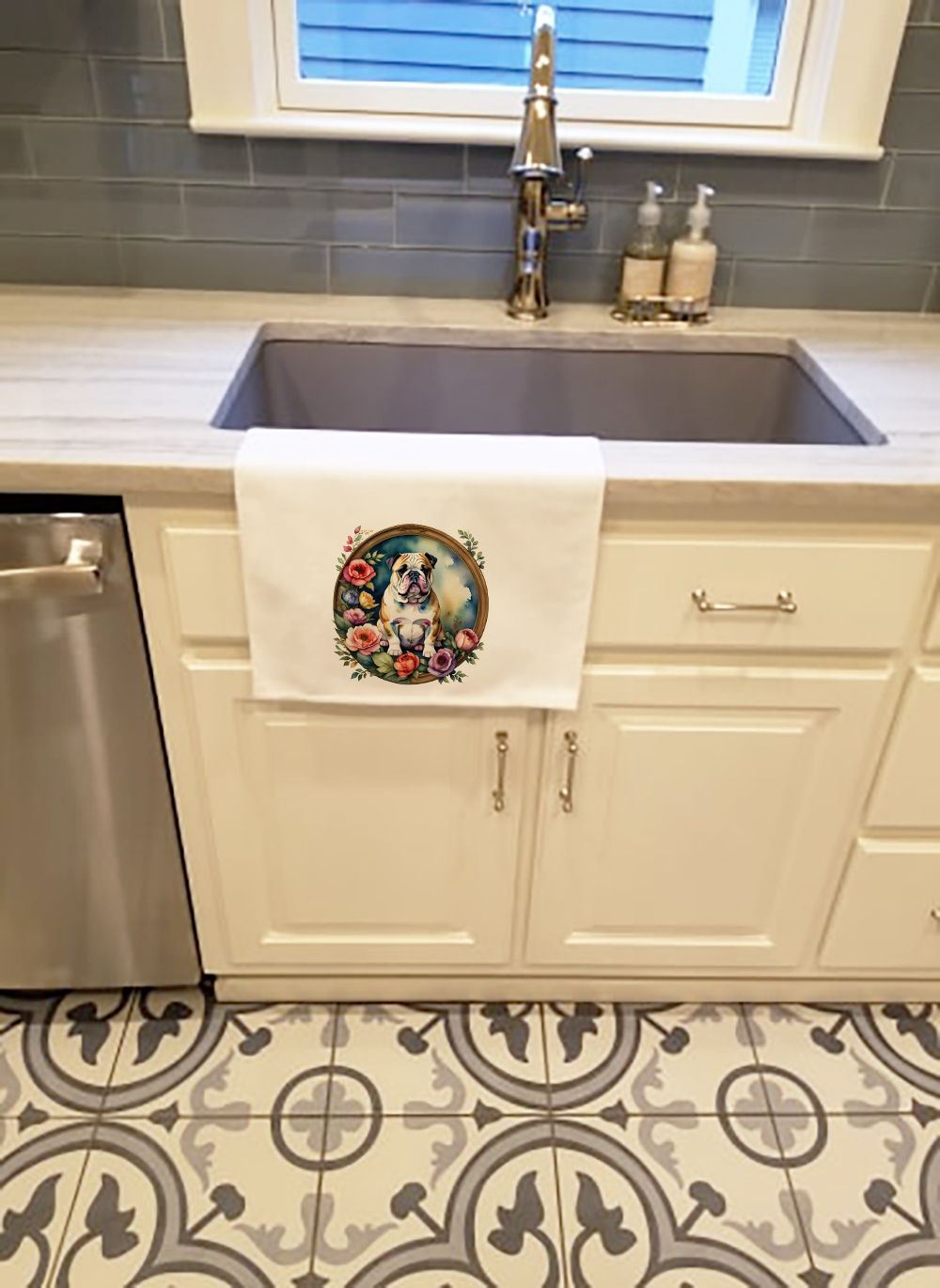 English Bulldog and Flowers Kitchen Towel Set of 2 White Dish Towels Decorative Bathroom Hand towel for Hand, Face, Hair, Yoga, Tea, Dishcloth, 19 X 28", White