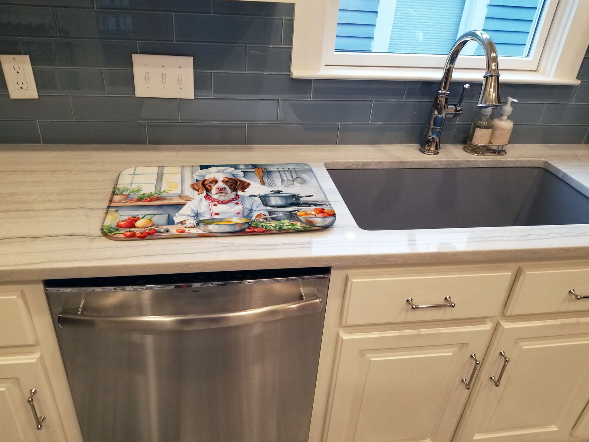 Brittany Spaniel The Chef Dish Drying Mat Absorbent Dish Drying Mat Pad for Kitchen Counter Dish Drainer Mat for Countertop, 14 x 21", Multicolor