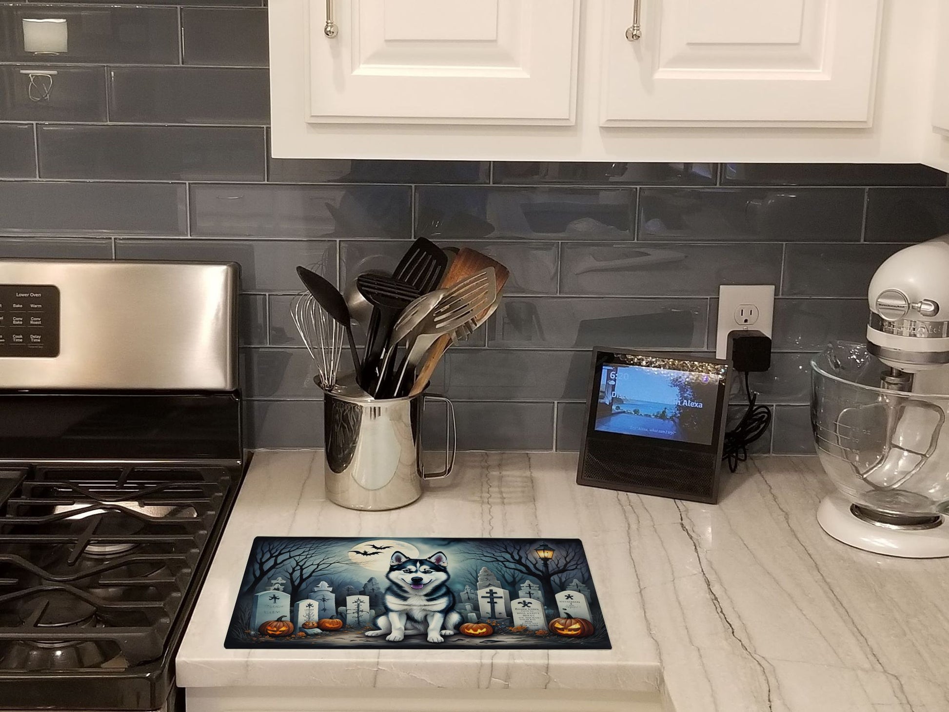 NEW Siberian Husky Spooky Halloween Glass Cutting Board Decorative Tempered Glass Kitchen Cutting and Serving Board Large Size Chopping Board