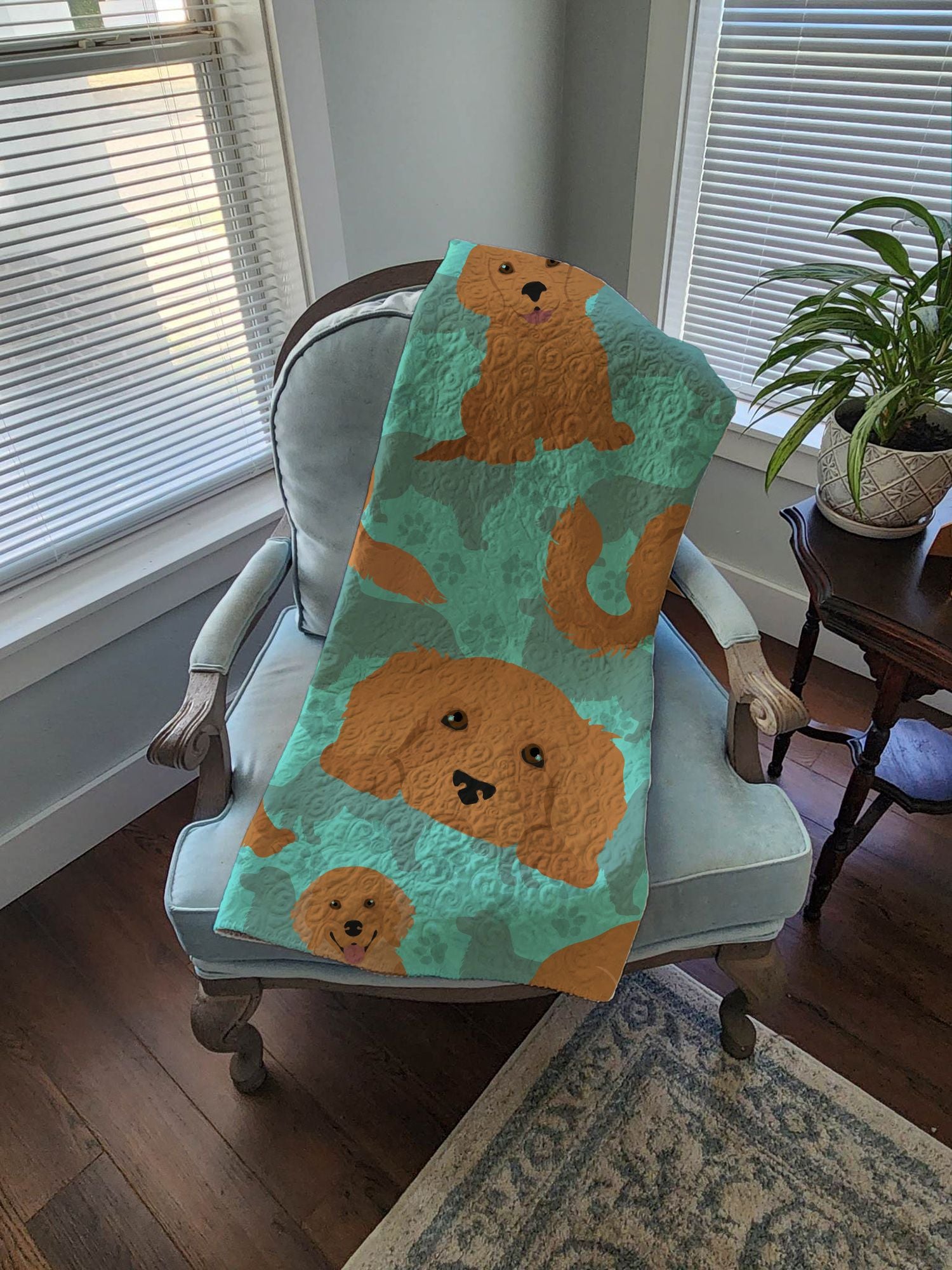 Golden Retriever Quilted Blanket 50x60 Artwork Pattern Quilted Throw Blanket for Bed, Couch, Sofa, Soft and Lightweight