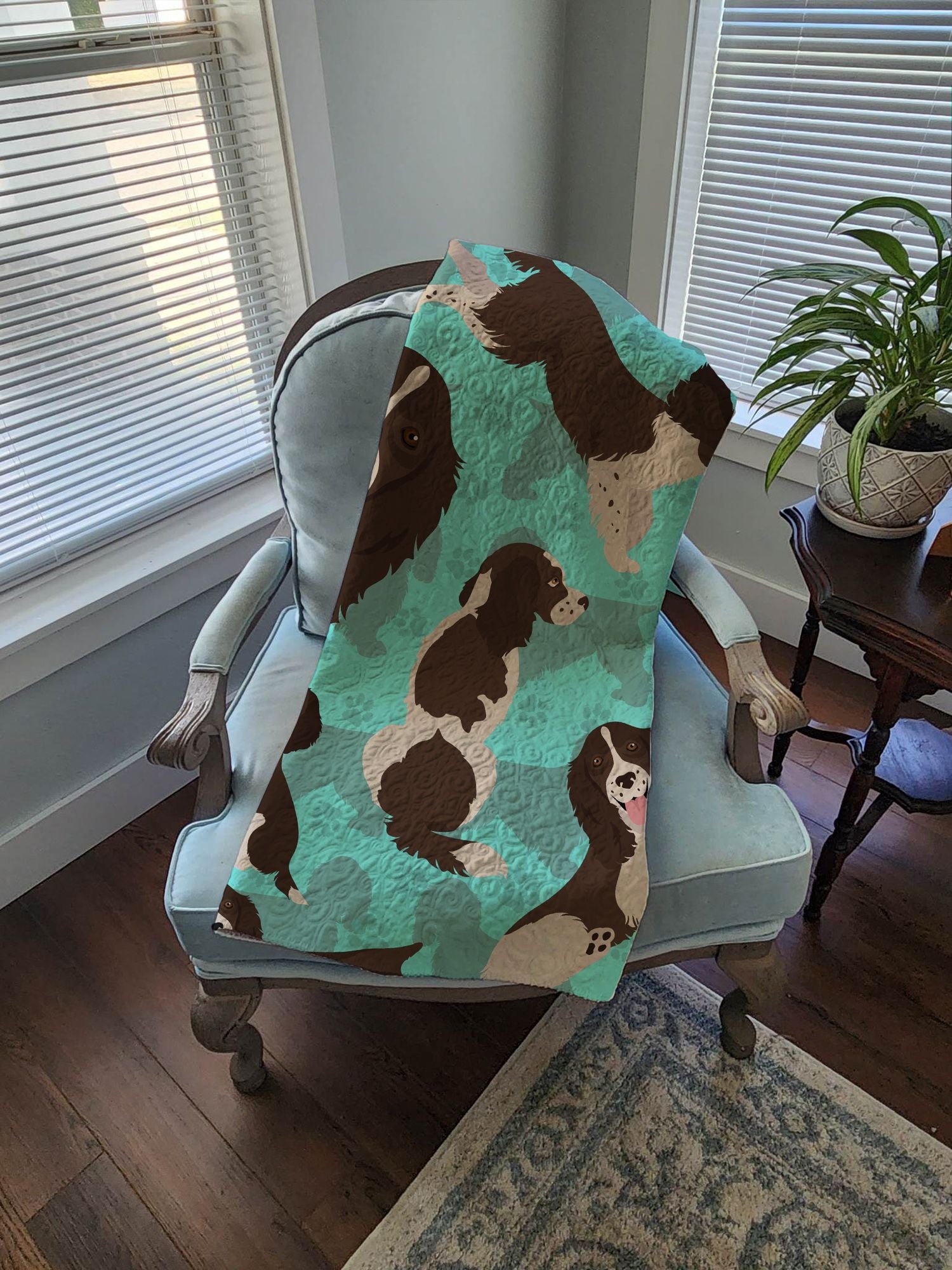 Liver English Springer Spaniel Quilted Blanket 50x60 Artwork Pattern Quilted Throw Blanket for Bed, Couch, Sofa, Soft and Lightweight