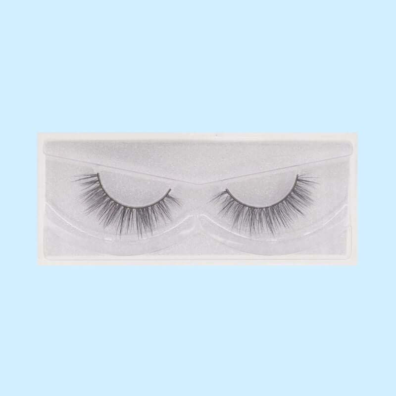 Toronto 3D Mink LashesThese lashes are 100% Mink And 100% Hand Crafted. Created With Double and Triple Layered Hair: 3D Mink Style: Toronto Color: Natural Color Strip Lash Reusable (Suggested use 20-25 wears)