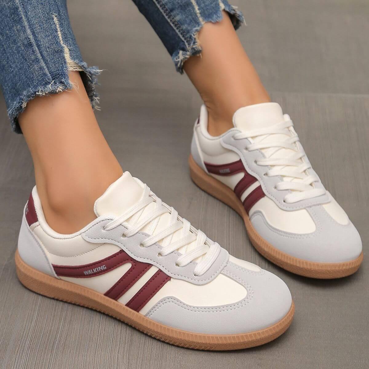 Contrast Round Toe Lace Up Sneakers