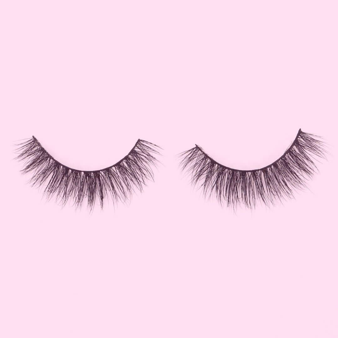 Vegas 3D Mink LashesThese lashes are 100% Mink And 100% Hand Crafted. Created With Double and Triple Layered. Hair: 3D Mink Style: Vegas Color: Natural Color Strip Lash Reusable (Suggested use 20-25 wears)