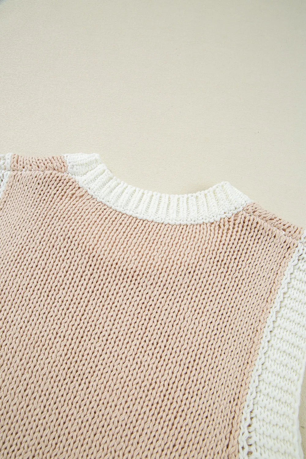 Round Neck Contrast Sweater Vest