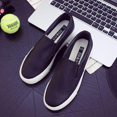 Round Toe Flat Slip-Ons