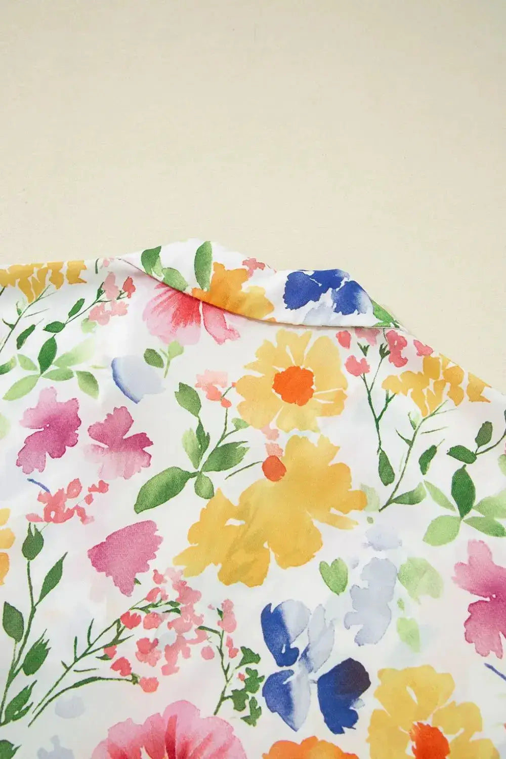 Floral Boxy Fit Ruffled Short Sleeve Blouse - Clothes For Her Online Store