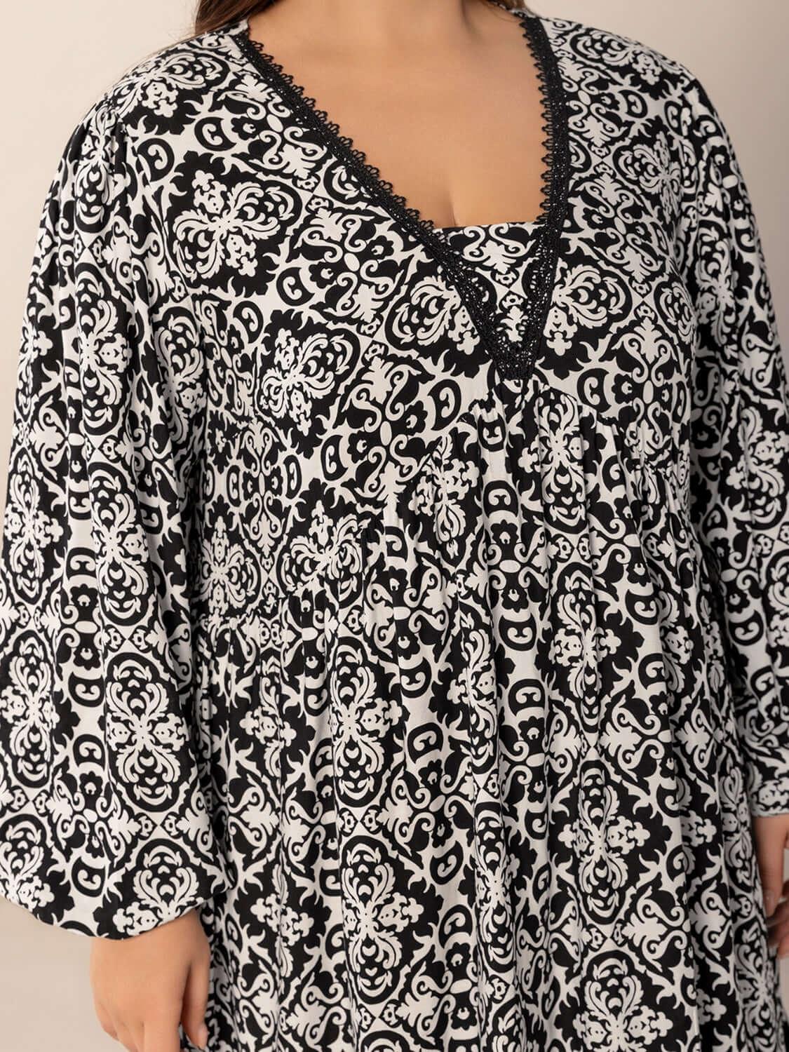 Plus Size Lace Detail Printed Balloon Sleeve Dress