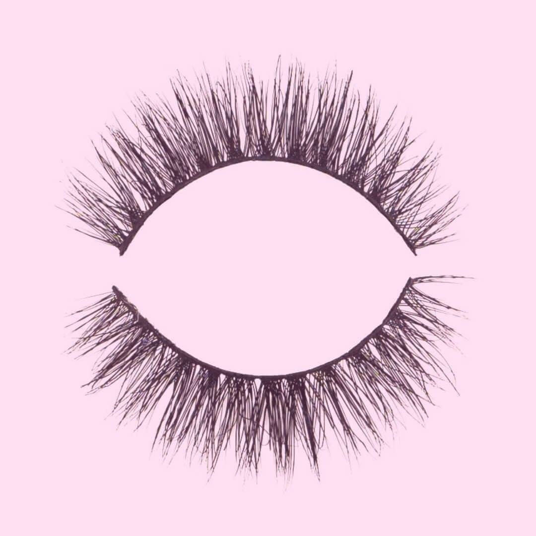 Vegas 3D Mink LashesThese lashes are 100% Mink And 100% Hand Crafted. Created With Double and Triple Layered. Hair: 3D Mink Style: Vegas Color: Natural Color Strip Lash Reusable (Suggested use 20-25 wears)