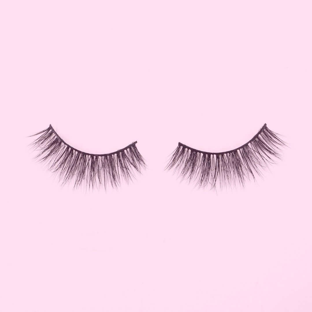 Shanghai 3D Mink LashesThese lashes are 100% Mink And 100% Hand Crafted. Created With Double and Triple Layered Hair: 3D Mink Style: Shanghai Color: Natural Color Strip Lash Reusable (Suggested use 20-25 wears)