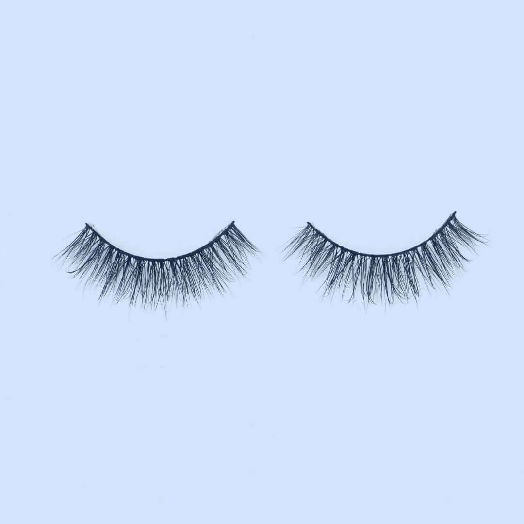 Toronto 3D Mink LashesThese lashes are 100% Mink And 100% Hand Crafted. Created With Double and Triple Layered Hair: 3D Mink Style: Toronto Color: Natural Color Strip Lash Reusable (Suggested use 20-25 wears)