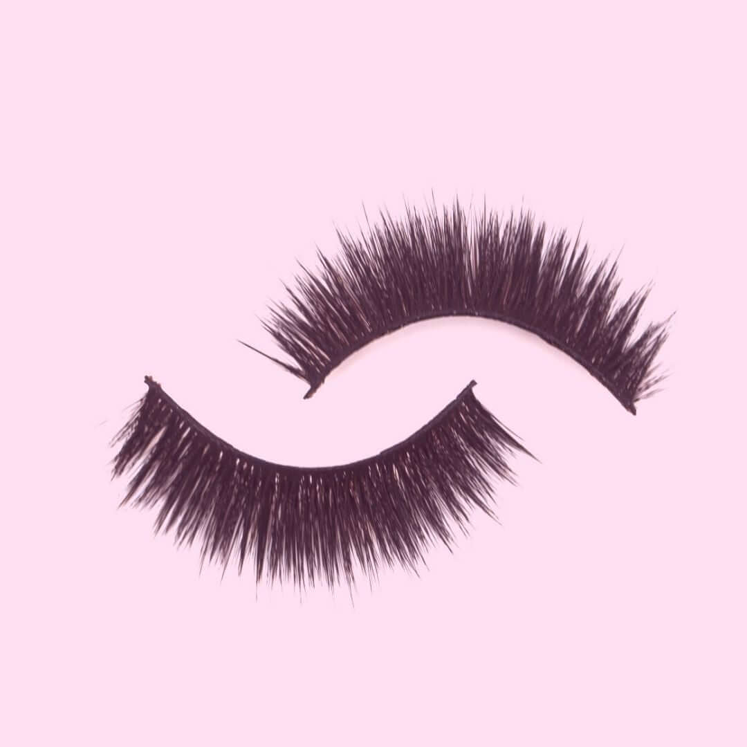 Tulip Faux 3D Volume LashesTulip 3D Lashes Luxurious and Comfortable False Lashes. Double and Triple Layered Faux 3D Volume Lashes 3D Lash Features Hair: 3D Faux Mink Style: Tulip Color: Natural Strip Lash